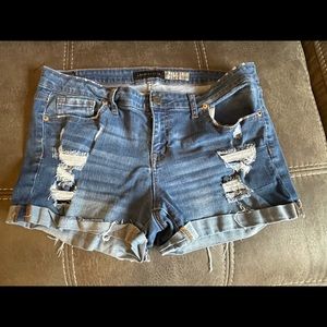 Medium wash Aeropostale shorts
